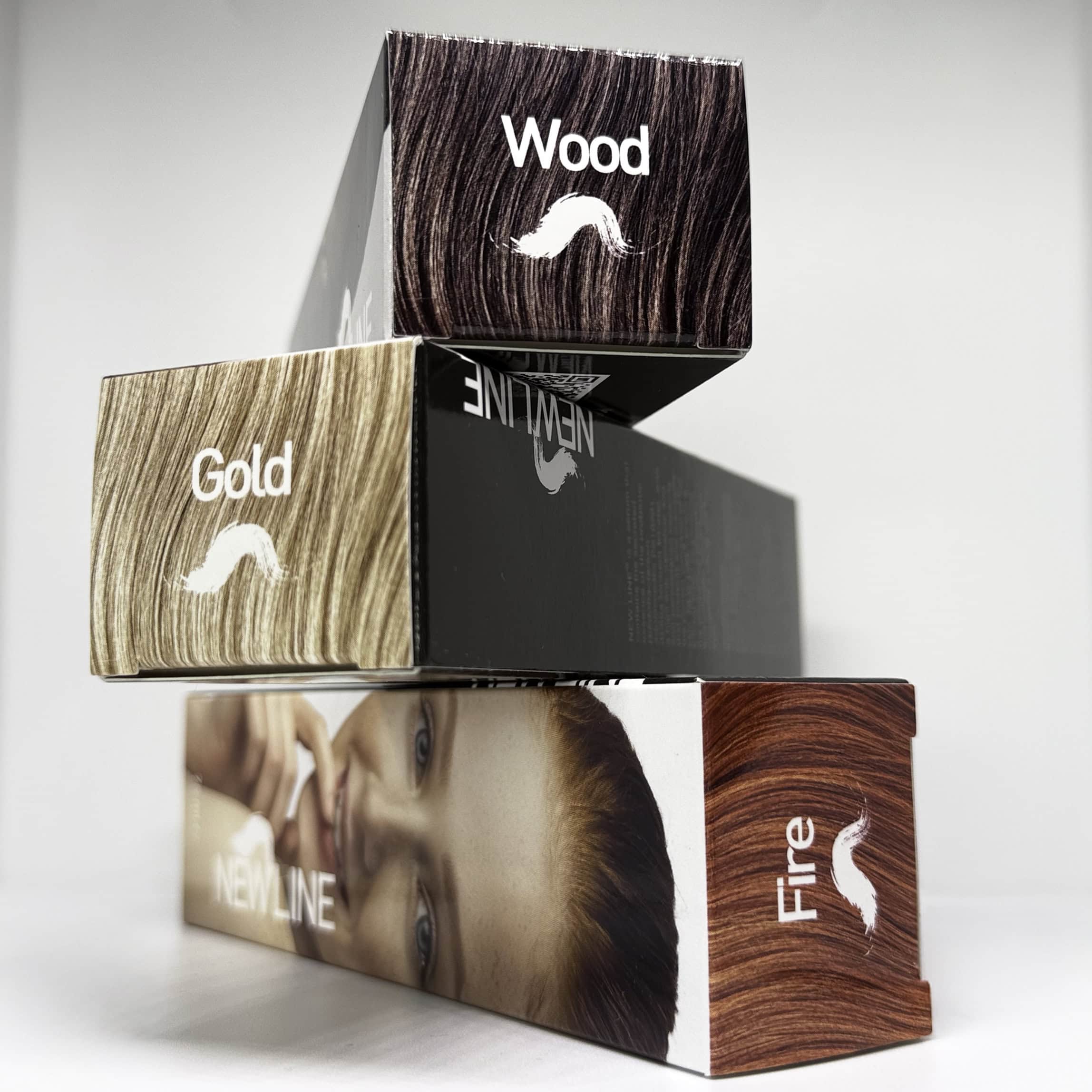 Box packaging with wood-effect finishes in different shades using digital printing